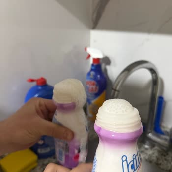 Son Kullanma Tarihi Geçmemiş Kefirin Beklenmedik Taşması Ve Kötü Tadı