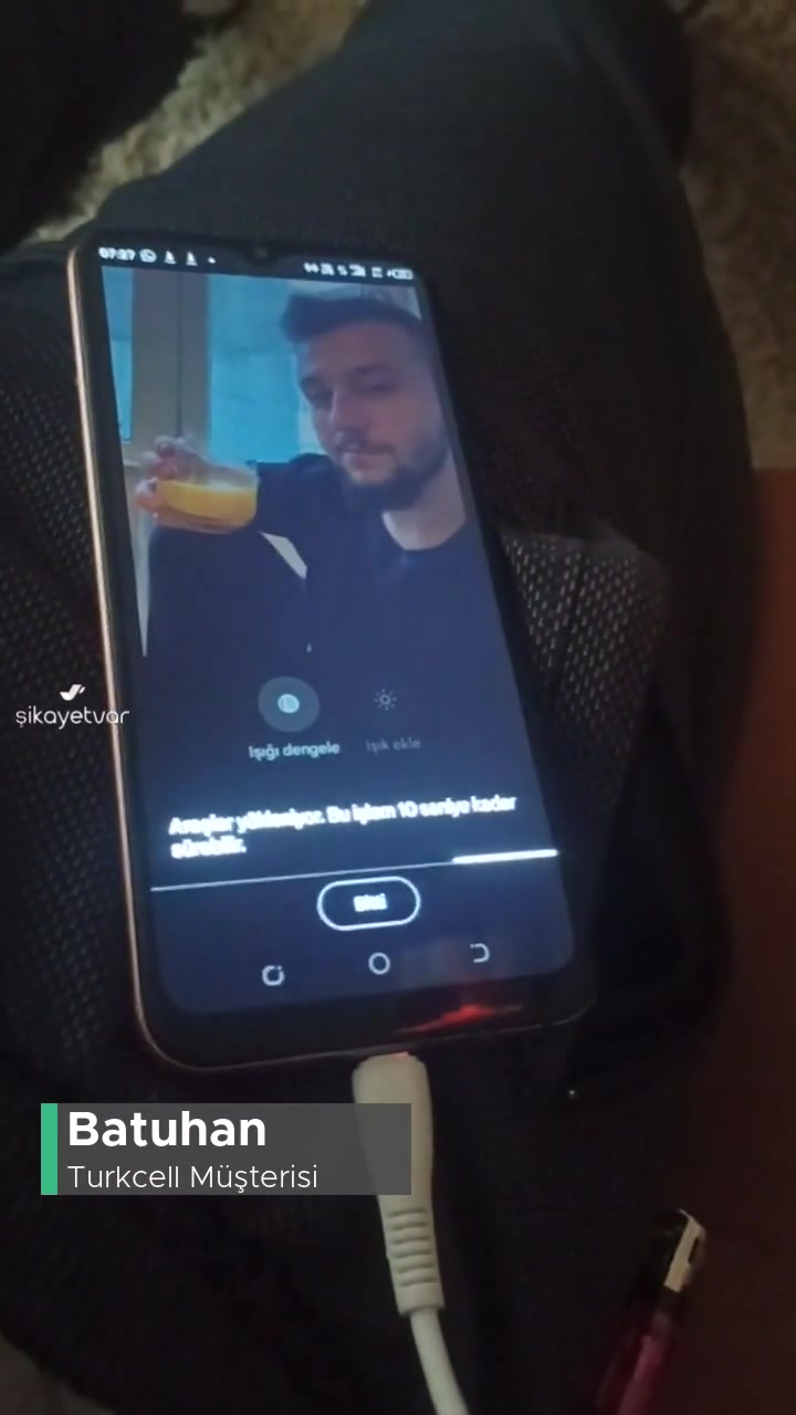 Turkcell En Yüksek Fatura, En Kötü İnternet videonun kapak resmi