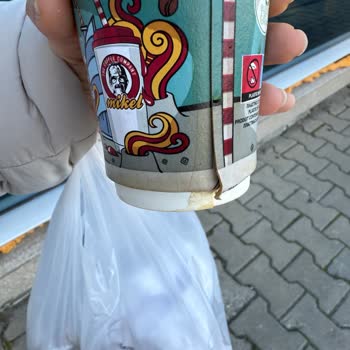 Kahve Bardağının Patlamasıyla Gelen Hayal Kırıklığı