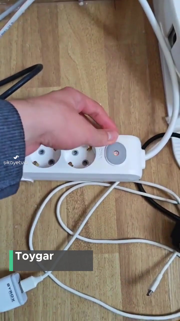 Panasonic Electric Works Viko Multi-Let Altılı Priz Anahtar Sorunu videonun kapak resmi