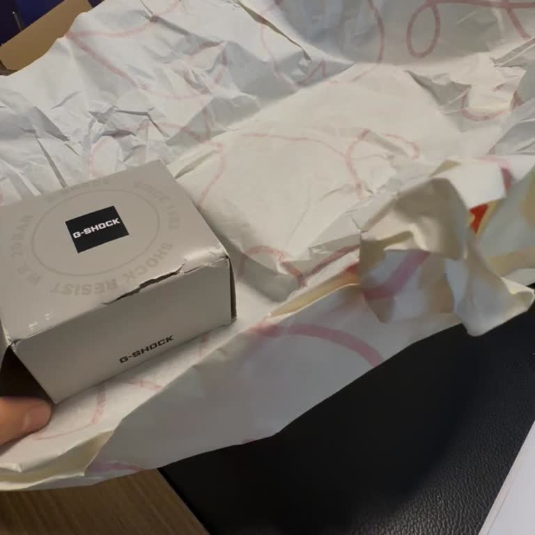 Kötü Paketleme Ve Jelatinsiz Saat Can Sıktı