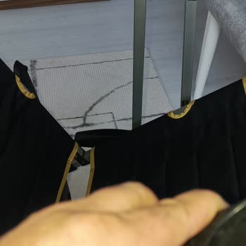 Nurgaz Campout Sandalyesinin Kırılan Parçaları Ve İletişim Sorunları