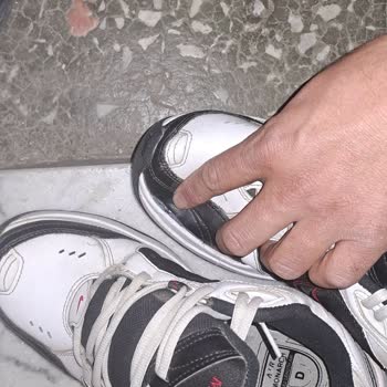 Garanti Kapsamında Olmayan Hatalı Ayakkabı Sorunu