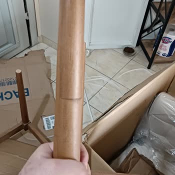 Defolu Sandalyelerin Tekrar Gönderilmesiyle Mağduriyet