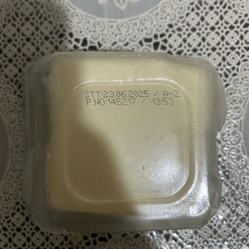 Taze Olması Gereken Peynir Küflenmiş Çıktı!