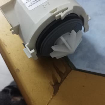 Arızalı Çamaşır Makinesi Motoru Ve Yetersiz Müşteri Desteği