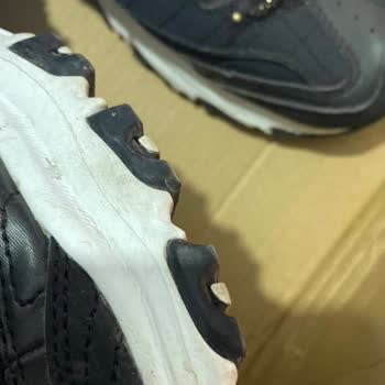 Pointspor Skechers Ayakkabıda Erken Açılma Ve İade Sürecinde Hayal Kırıklığı