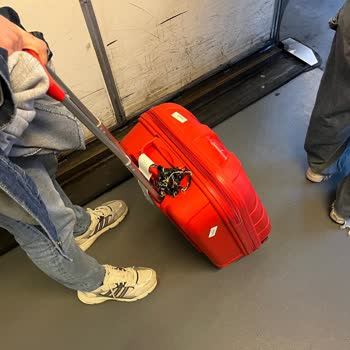 Valiz Krizi Ve Saygısız Hizmet