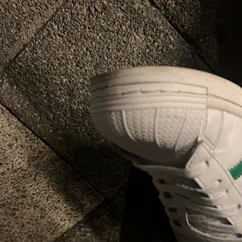 Eksik Dikişli Ürün Ve Yetersiz Müşteri Hizmetleri