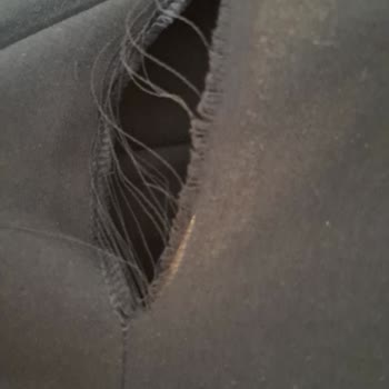 Yeni Alınan Pantolonun Hızla Yırtılması