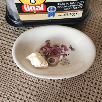 Ünal Peynircilik Marka Beyaz Peynirde Şaşırtıcı Yabancı Maddeler!