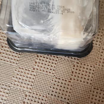 Ünal Peynircilik Marka Beyaz Peynirde Şaşırtıcı Yabancı Maddeler!