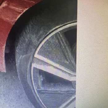 Park Halindeki Aracıma Çarpan Kiralık Araç Ve İlgisiz Firma