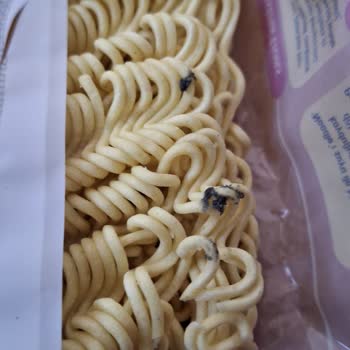 Noodle Paketinden Çıkan Şok Edici Sürpriz