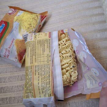 Noodle Paketinden Çıkan Şok Edici Sürpriz