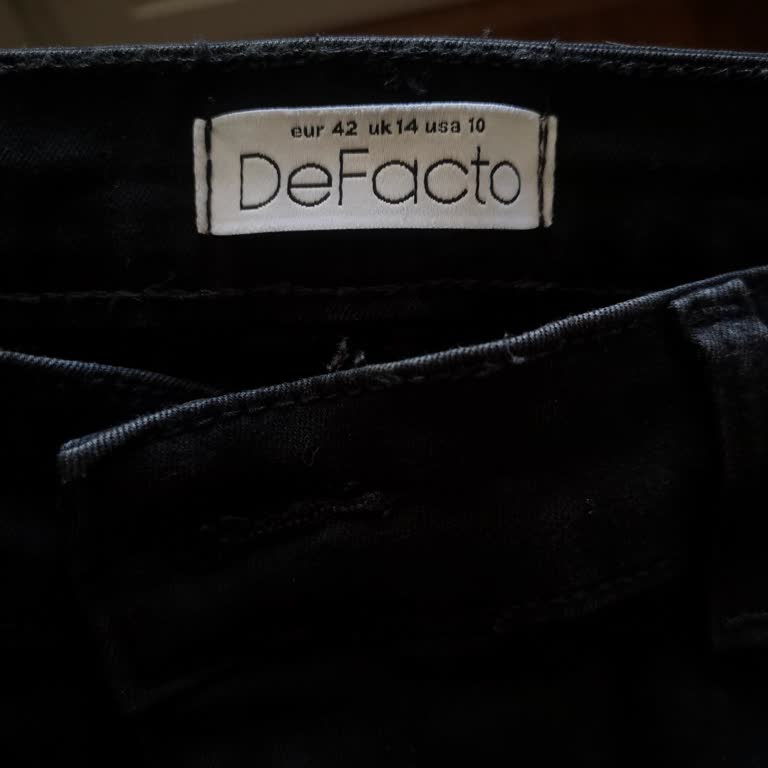 Kokusu Geçmeyen Pantolon Mağduriyeti