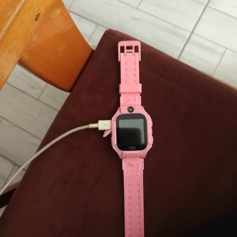 Bozuk Çocuk Saati Ve Yetersiz Müşteri Hizmeti