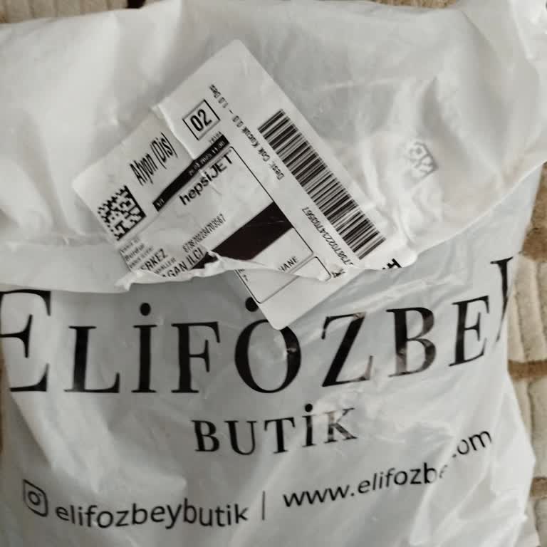 İade Sürecinde Bayram Engeli: E*** Özbey Butik Mağduriyeti
