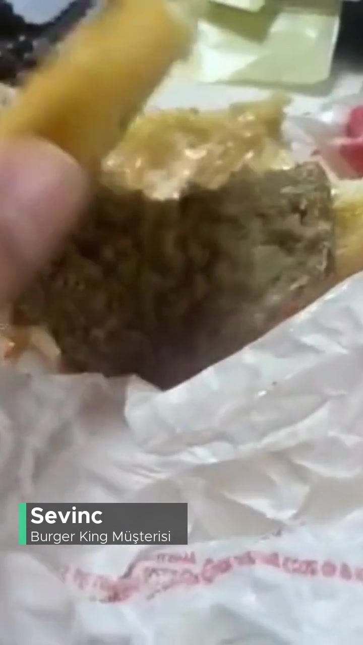 Burger King Köfte Bozuk Mu Neden Böyle? videonun kapak resmi