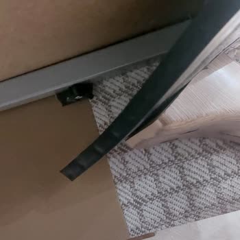 Mondi Bayisinden Alınan Bazalar Kırıldı, Servis Bekleyişi Sürüyor