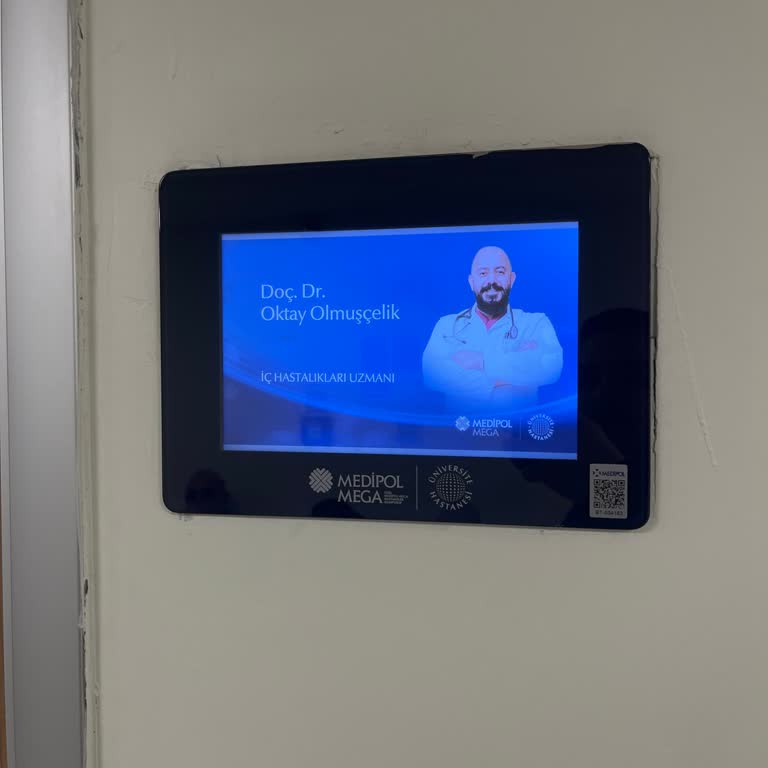 Uzun Bekleme Süresi Ve Kısa Doktor Görüşmesi