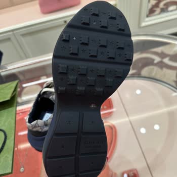 Gucci 20.000₺ Ayakkabı İade Edilmedi, Çalışanlar Prosedür Koyuyor