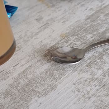 Ülker Cafe Crown'da Plastik Parçalar Sorunu