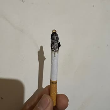 Marlboro Red Long'un Kalitesi Düşüyor: Tadı Ve Dumanı Yok