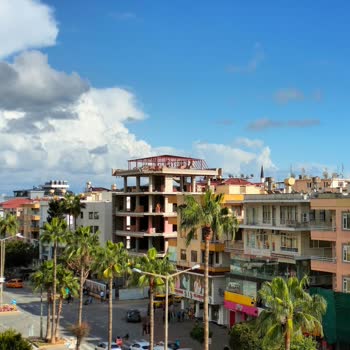 Alanya Belediyesi Siluetini Tehdit Eden İnşaat