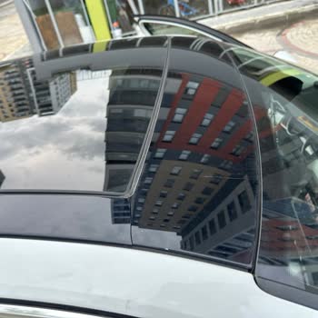 Passat Cam Tavan Çerçevesi Çatlağı Ve Su Sızıntısı Sorunu