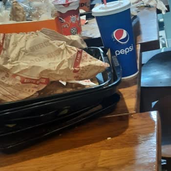 Armoni Park Yemek Katında Temizlik Sorunu