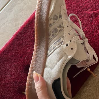 Boomer.tr'den Aldığım Kusurlu Adidas Ayakkabı Ve İade Sorunu