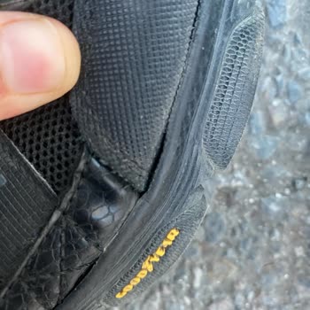 Skechers Ayakkabıda Kalite Sorunu Ve Garanti Süreci