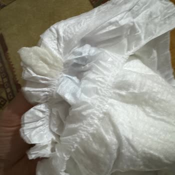 Molfix Bebek Bezinde Sert Cisim Sorunu