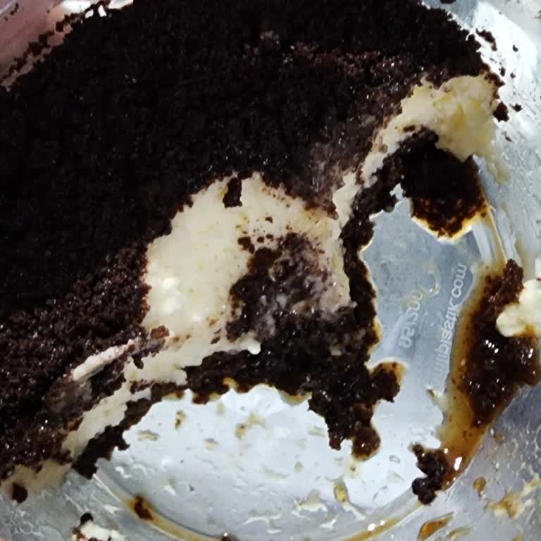 BİM Marketten Alınan Özsüt Ürününün Beklenmeyen Ekşi Tadı