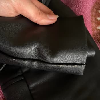 Stradivarius Deri Ceket Soyuluyor, İade Talebi