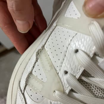 Skechers Ayakkabıda Erken Eskime Ve Garanti Sorunu