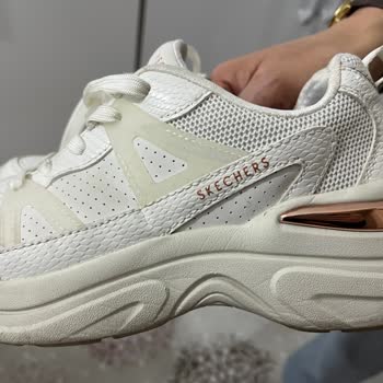 Skechers Ayakkabıda Erken Eskime Ve Garanti Sorunu