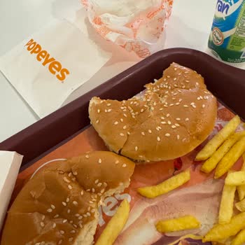 Marmara Park Popeyes'te Menü Seçiminde Zorluk Ve Kalitesiz Ürün
