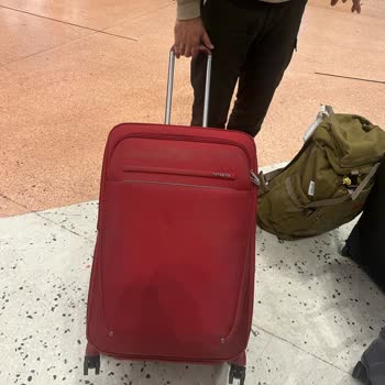 Zürih-İstanbul Uçuşunda Valiz Hasarı Şoku