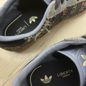 Adidas Ayakkabıda 4 Günde Deformasyon Şoku!