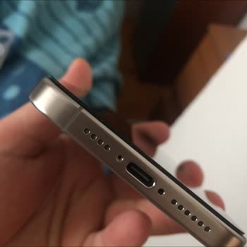 Apple Yetkili Servisinde Eksik Vidalar Ve İletişimsizlik Sorunu