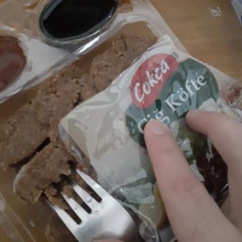 Küflü Çiğköfte Şoku: Zehirlenme Tehlikesi!