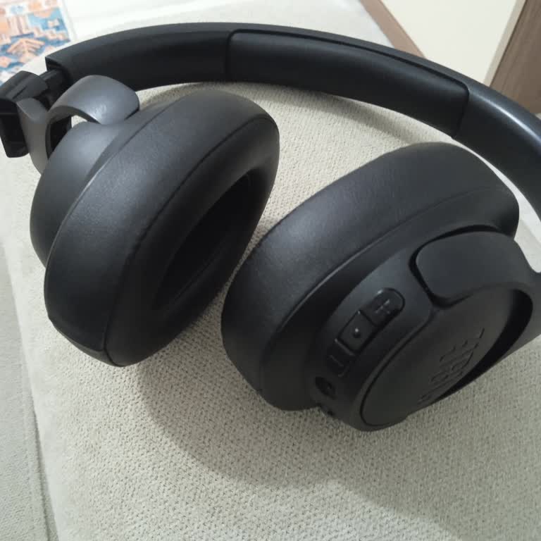 JBL 710BT Kulaklıkta Sürekli Yaşanan Sorunlar