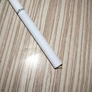 Marlboro Touch Blue Sigara Paketinde Şok Edici Yabancı Madde