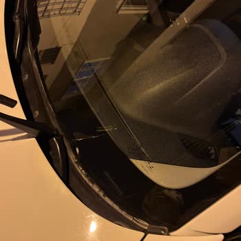 BMW Premium Araçta Beklenmedik Plastik Aşınması