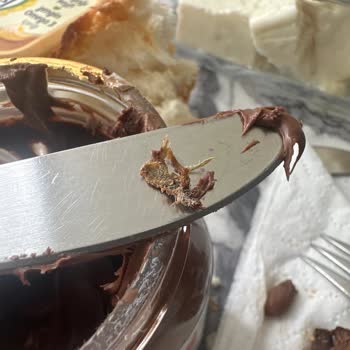 Nutella'da Beklenmedik Ve Ürkütücü Karşılaşma