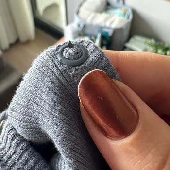 Bebek Tulumundaki Tehlikeli Metal Parça