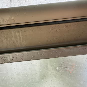 Öz Kale Cam Balkon: Buhar Ve Su Sızıntısı Sorunlarıyla Mücadele