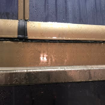 Öz Kale Cam Balkon: Buhar Ve Su Sızıntısı Sorunlarıyla Mücadele